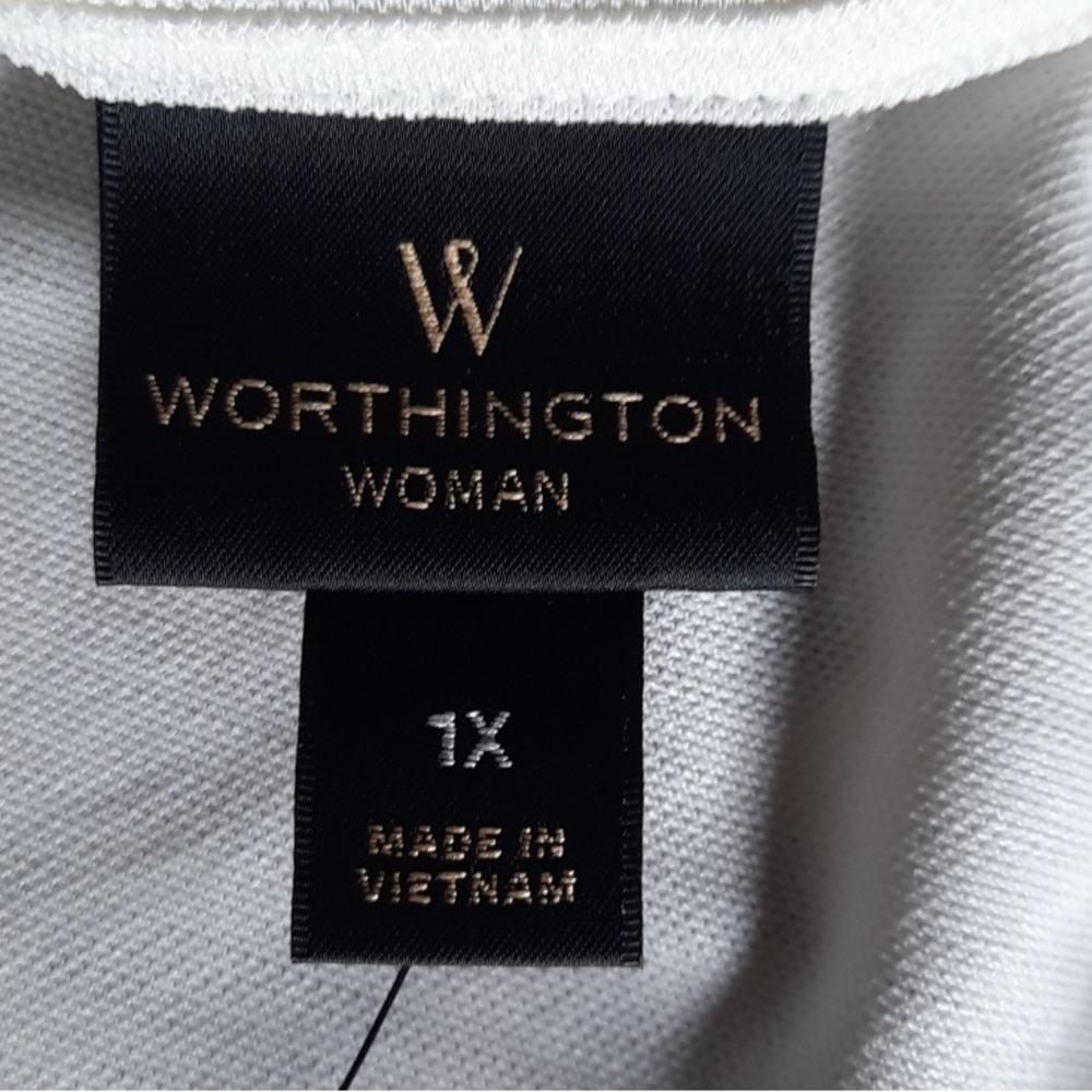 White Graphic Women's Top - Picture 7 of 10